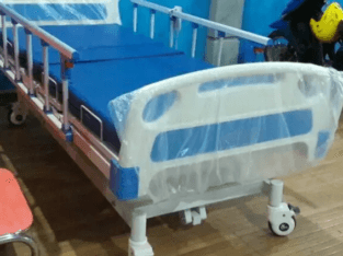 Bed pasien / tempat tidur pasien / ranjang rumah sakit
