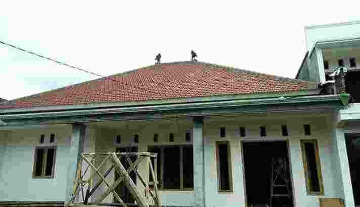 gunakan rangka baja ringan atap rumah anda