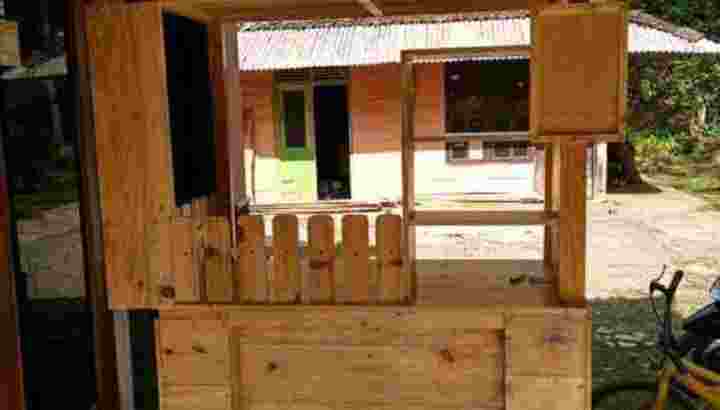 booth kayu custom