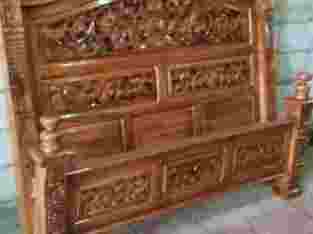 tempat tidur kayu jati model rahwana no 2 (160×200)