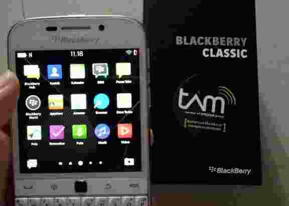 blackberry clasic Q20