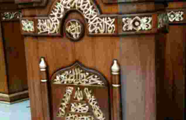 mimbar masjid kayu jati