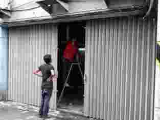 SERVIS PINTU ROLLING DOOR
PANGGILAN Palembang