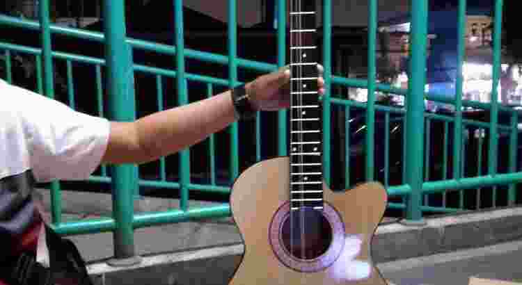 gitar yamaha acostik femula