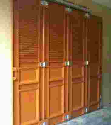 pintu panel besi