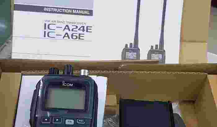 HT ICOM IC-A24 VHF AIR BAND Transceiver HT Airband IC A24.Original.