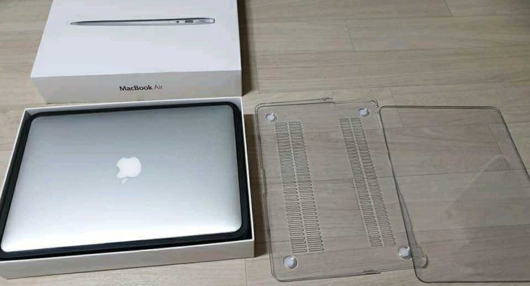 MacBook Air 2015 core i5 ram 8 GB
