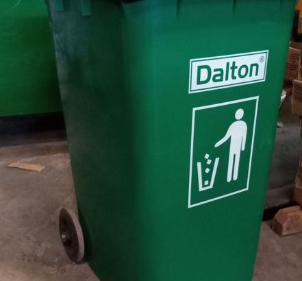 Tempat sampah roda dalton kapasitas 100 liter