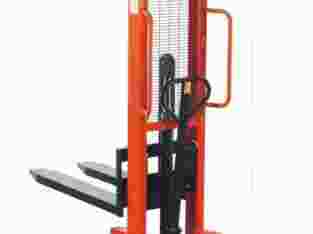 Stacker Manual Handlift Dalton Kapasitas 1 – 2 Ton