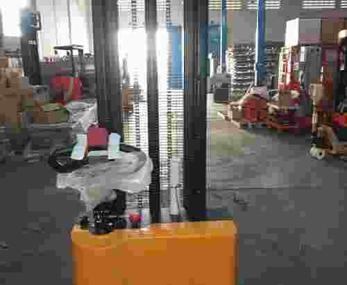 Hand lift stacker full electric 1 ton 3 meter