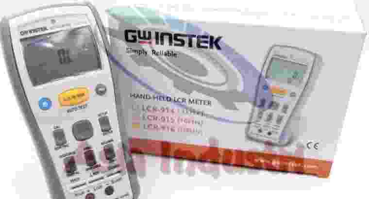 GW Instek LCR-916 100kHz Hand-held LCR Meter