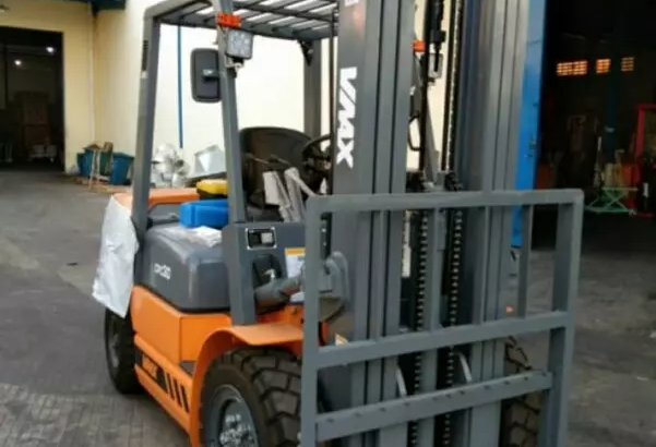 Jual Murah Forklift Diesel 3 Ton di Semarang
