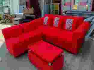 Kursi sofa murah merah