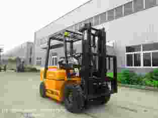 Forklift Diesel Mesin Isuzu Jepang 2,5 Ton