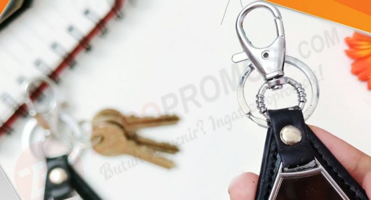 Souvenir Gantungan Kunci Kulit GK-A02