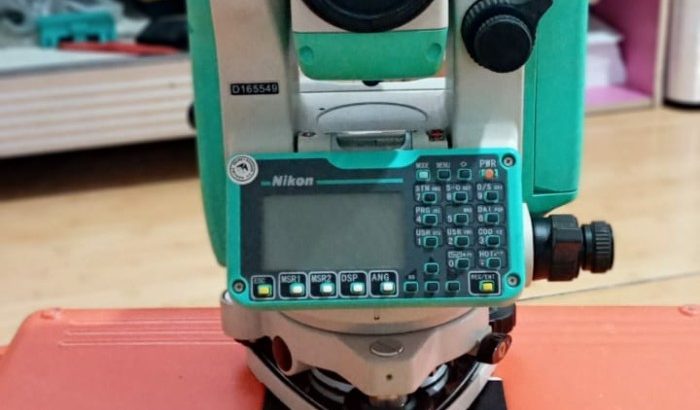 Jasa Service Kalibrasi Total Station Topcon