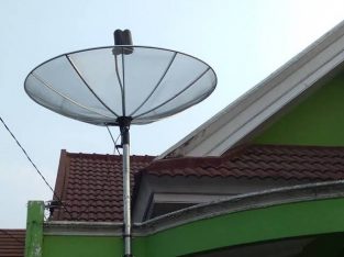 SIAP SERVICE DAN PASANG PARABOLA DI TANGERANG